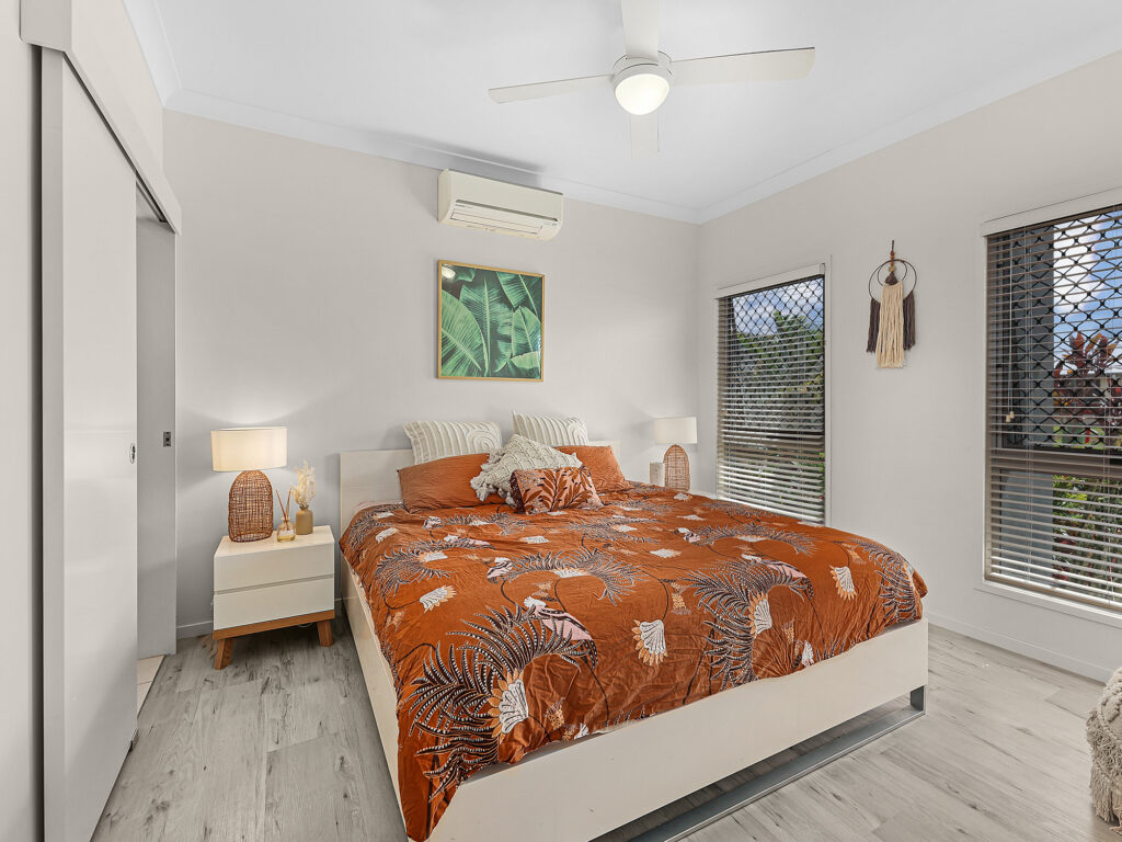 House-Deebing Heights-QLD-R2-3655005