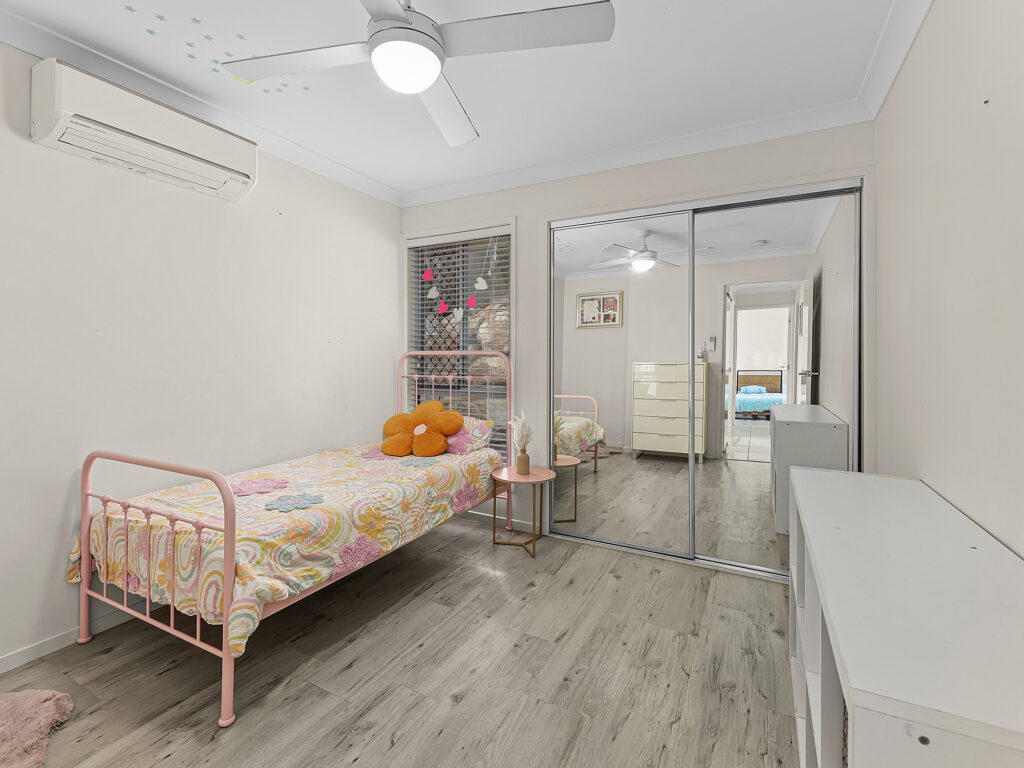 House-Deebing Heights-QLD-R2-3655005