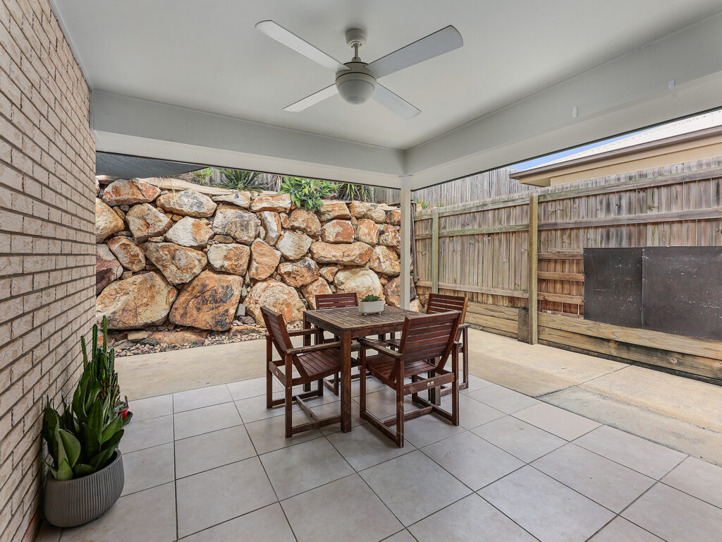 House-Deebing Heights-QLD-R2-3655005