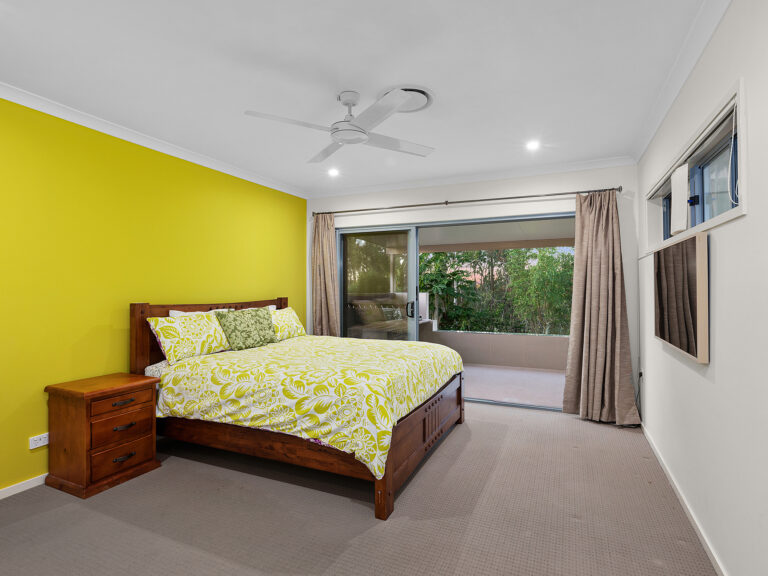 House-Deebing Heights-QLD-R2-3655186