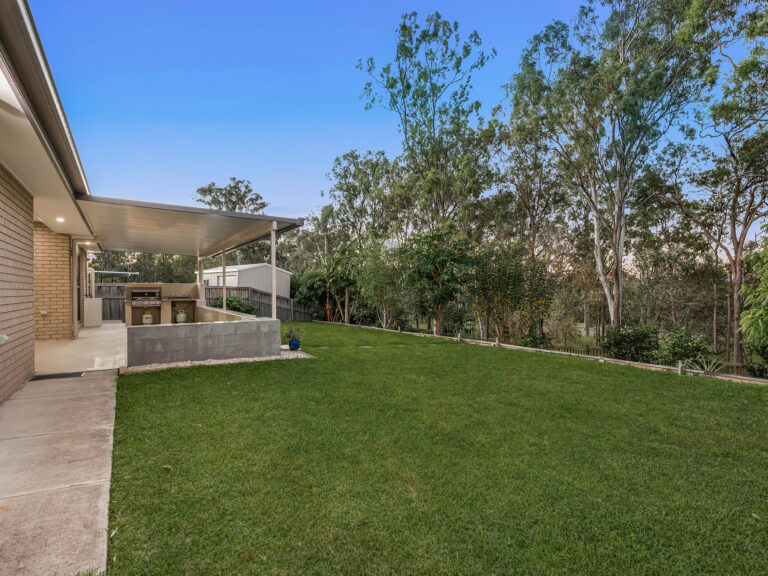 House-Deebing Heights-QLD-R2-3655186