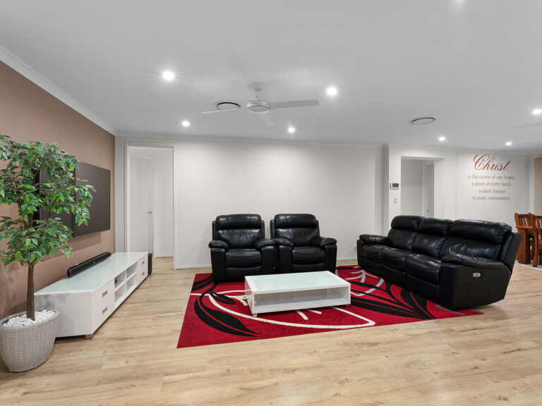 House-Deebing Heights-QLD-R2-3655186