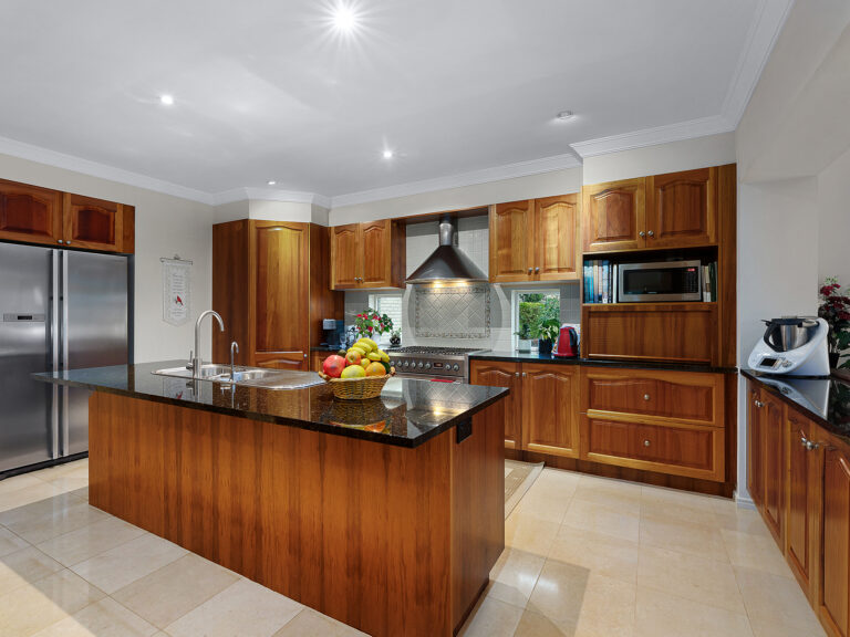 House-Camira-QLD-R2-3661144