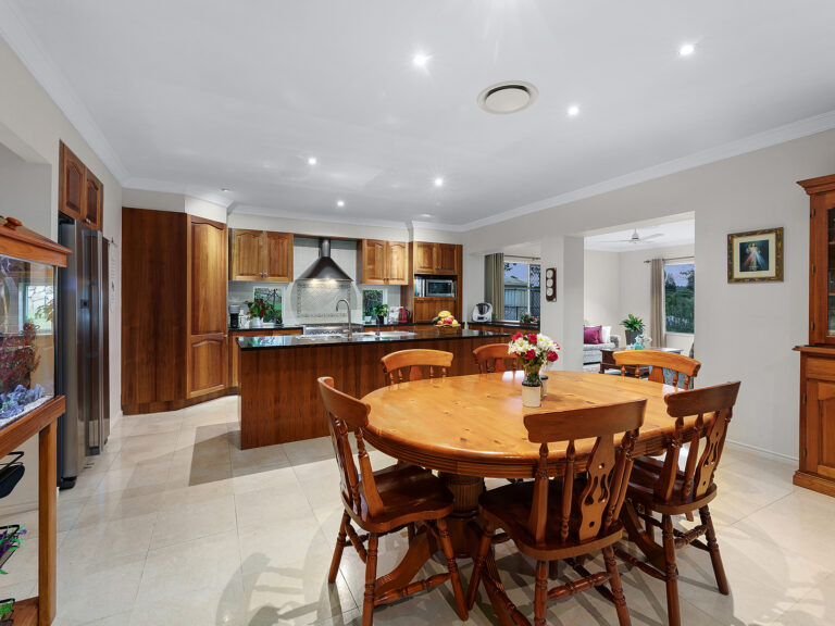 House-Camira-QLD-R2-3661144