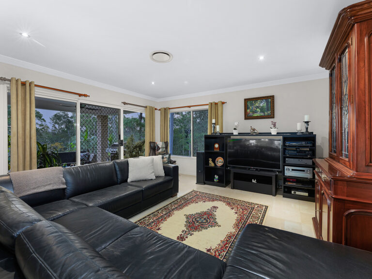 House-Camira-QLD-R2-3661144