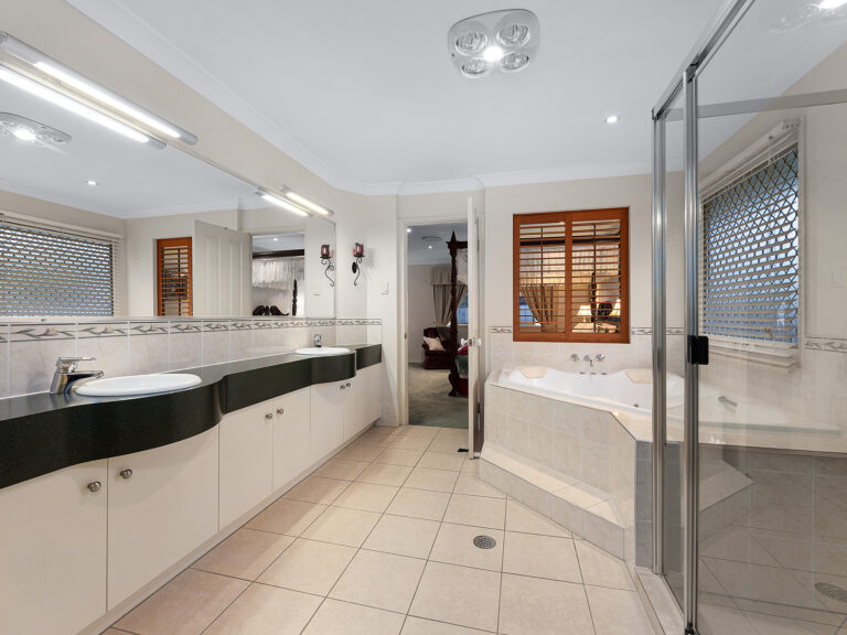 House-Camira-QLD-R2-3661144