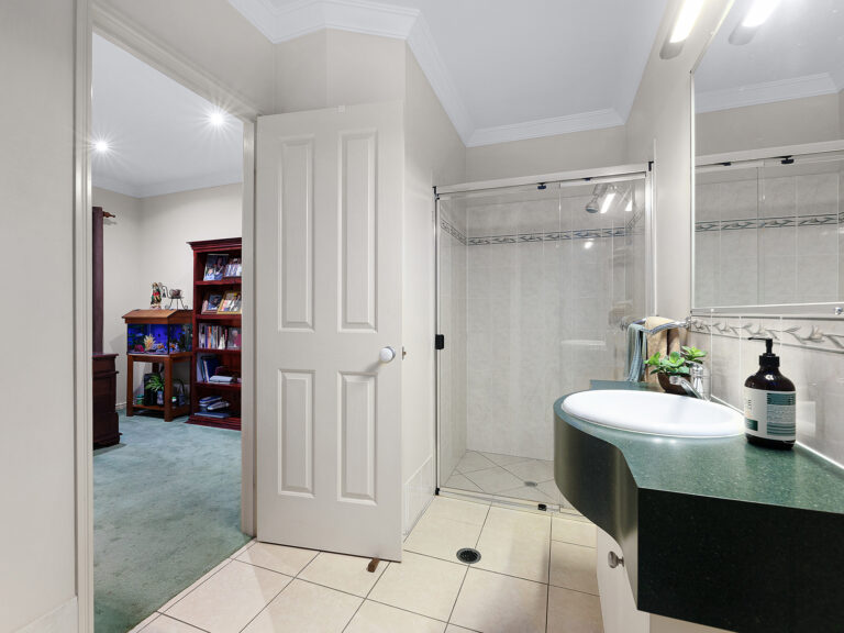 House-Camira-QLD-R2-3661144