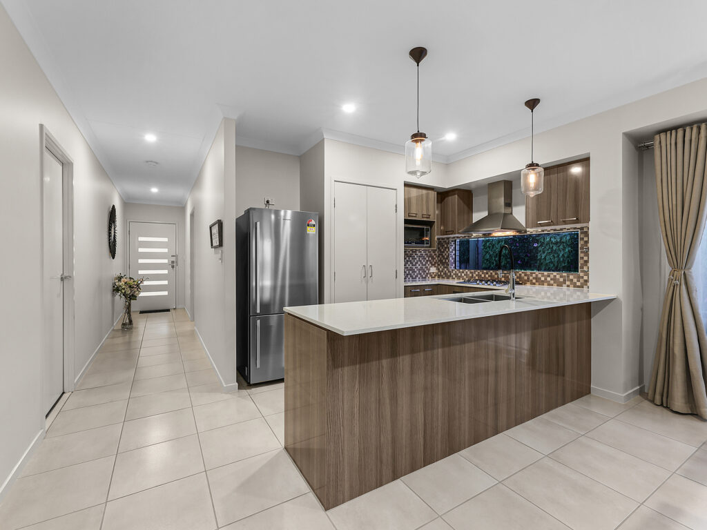 House-Redbank Plains-QLD-R2-3663891