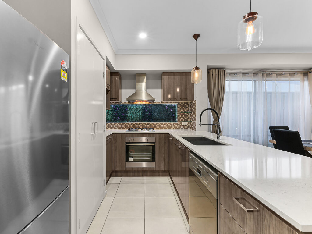 House-Redbank Plains-QLD-R2-3663891