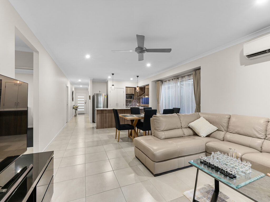 House-Redbank Plains-QLD-R2-3663891