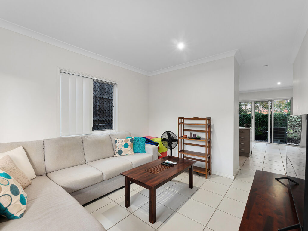 Townhouse-Bundamba-QLD-R2-3664061