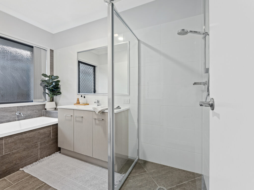 House-Deebing Heights-QLD-R2-3664553