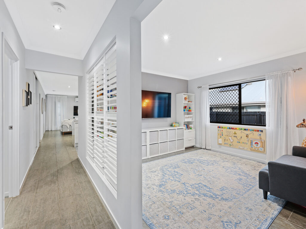 House-Deebing Heights-QLD-R2-3664553