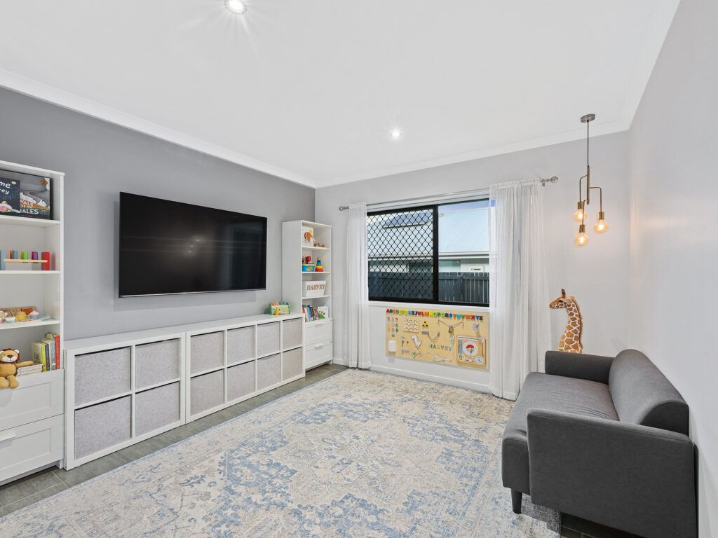 House-Deebing Heights-QLD-R2-3664553