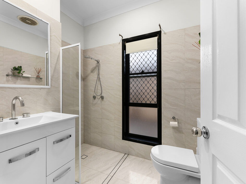 House-Springfield-QLD-R2-3665226