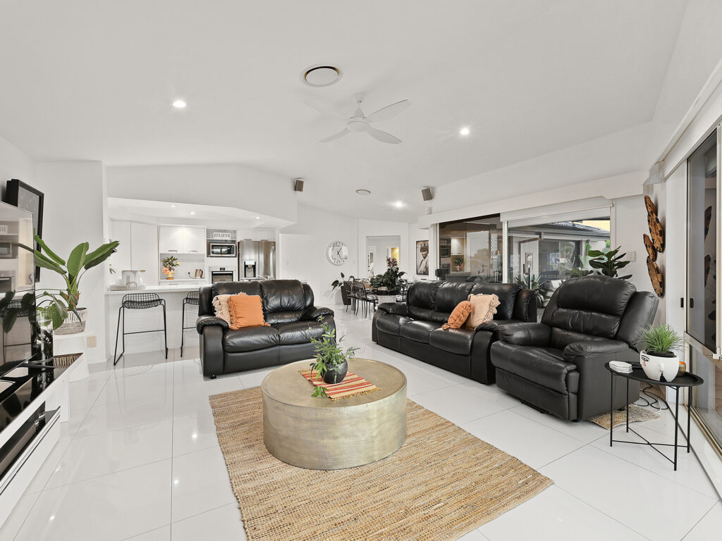 House-Coombabah-QLD-R2-3669900