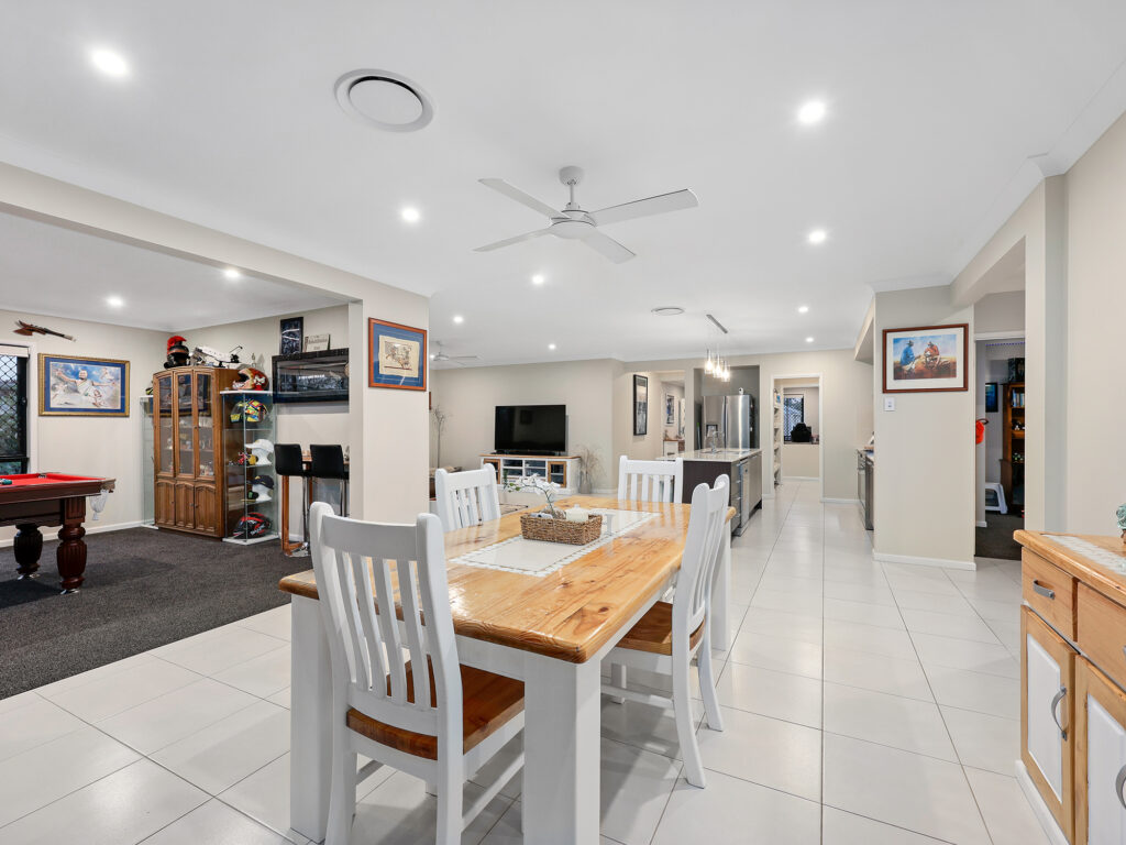 18 Riversleigh Court, Karalee, QLD 4306