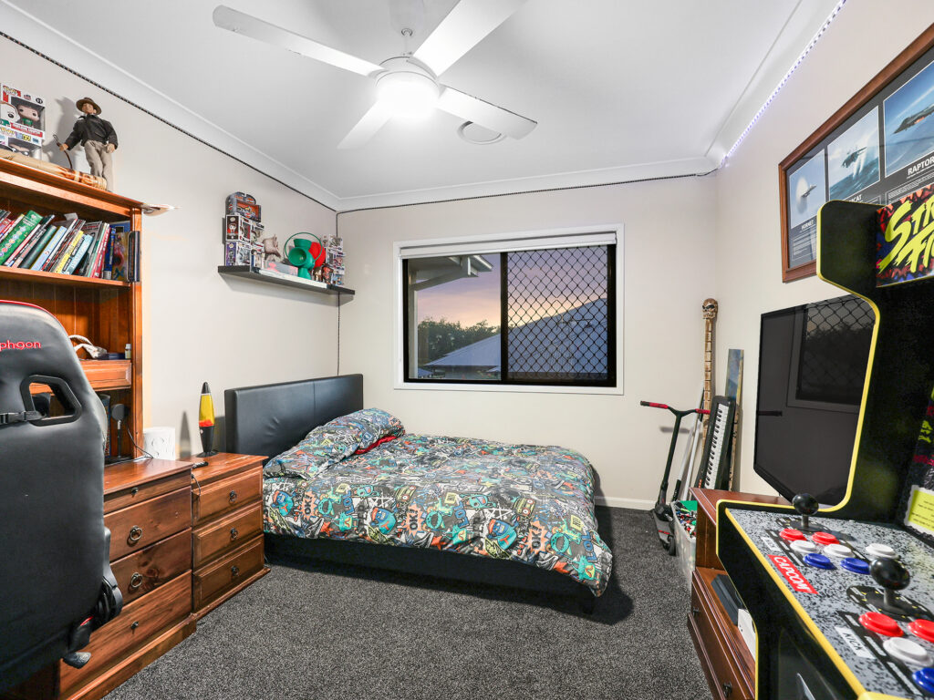 18 Riversleigh Court, Karalee, QLD 4306