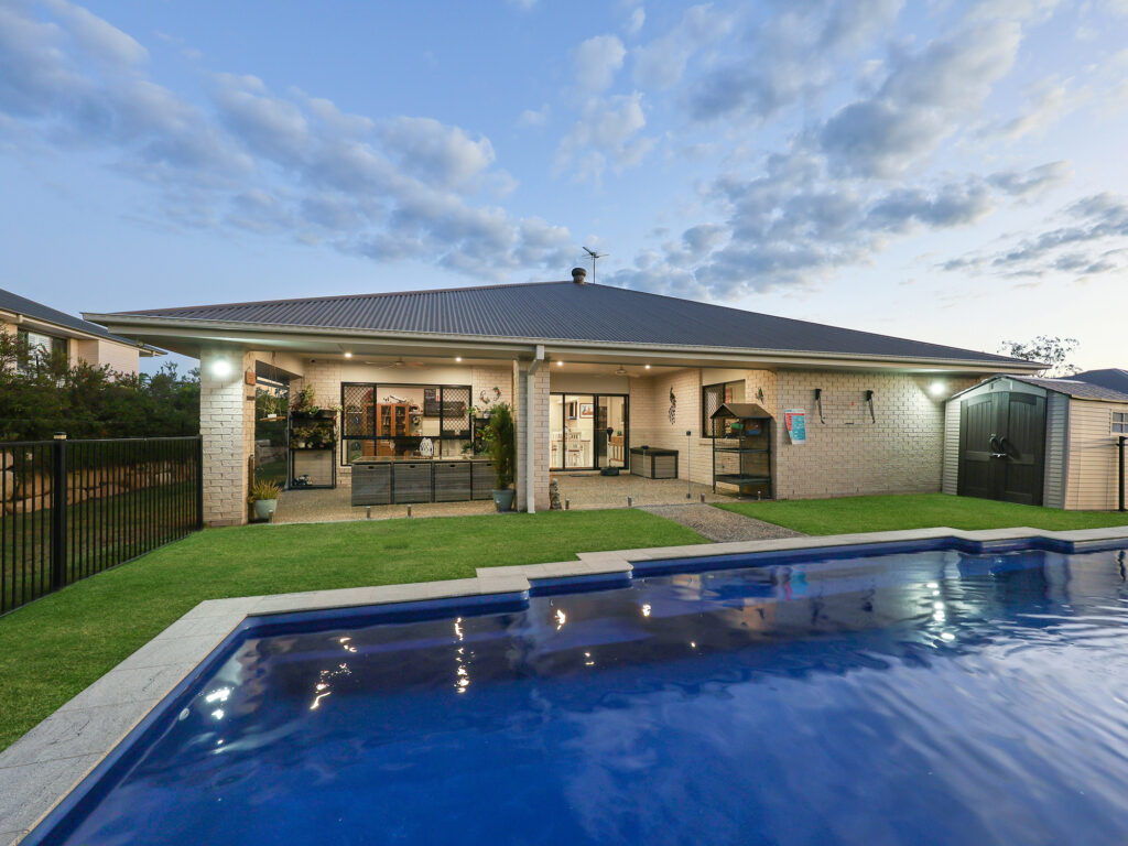 18 Riversleigh Court, Karalee, QLD 4306