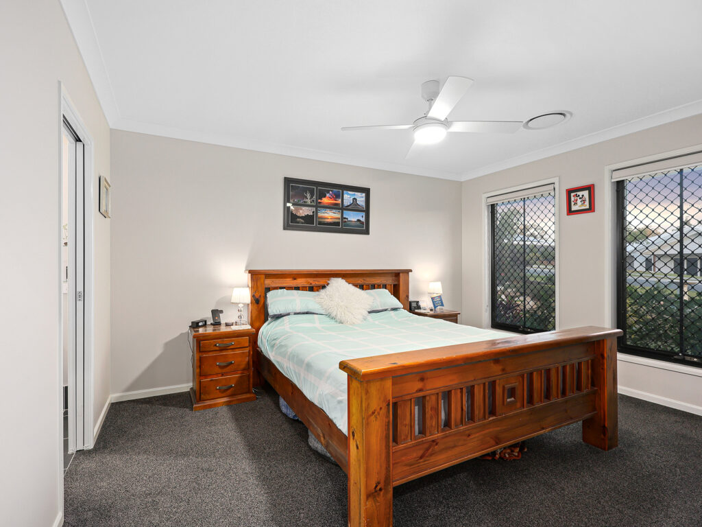 18 Riversleigh Court, Karalee, QLD 4306