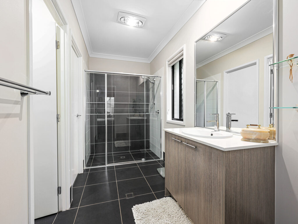 18 Riversleigh Court, Karalee, QLD 4306