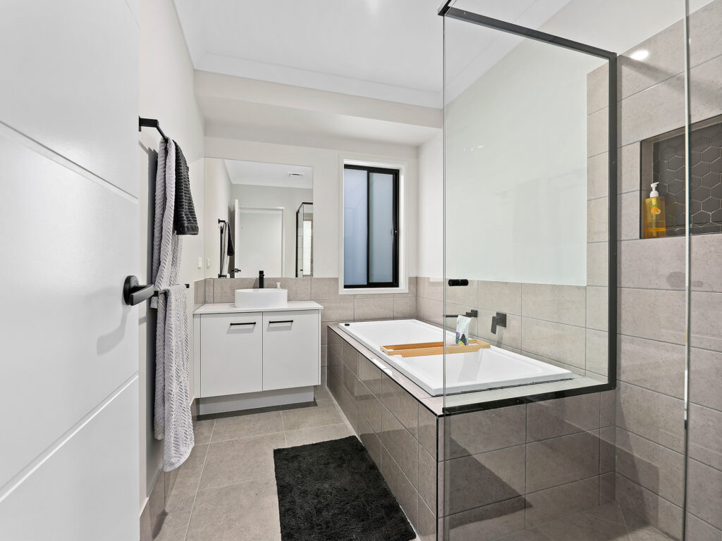 63 Aulds Road, Ripley, QLD 4306