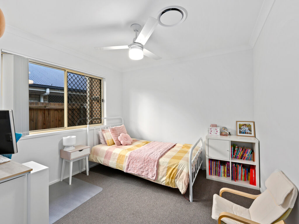 House-Deebing Heights-QLD-R2-3687179