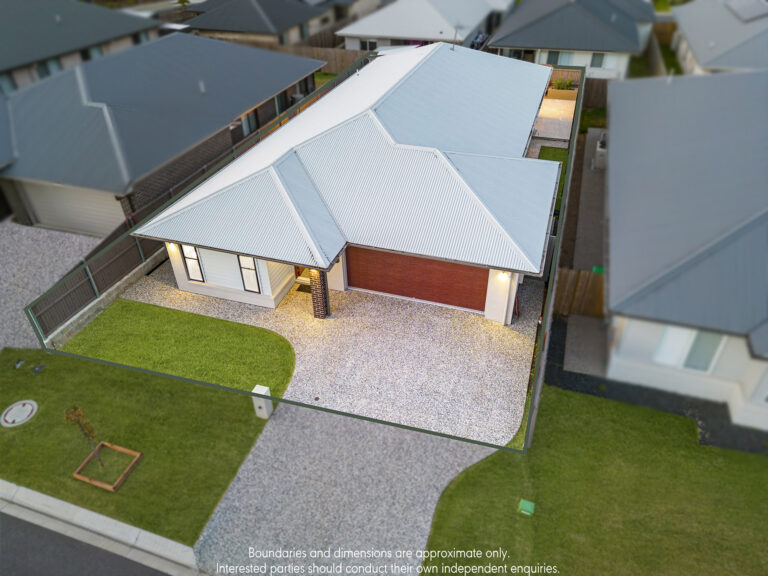 7 Mooloolah Street, Deebing Heights, QLD 4306