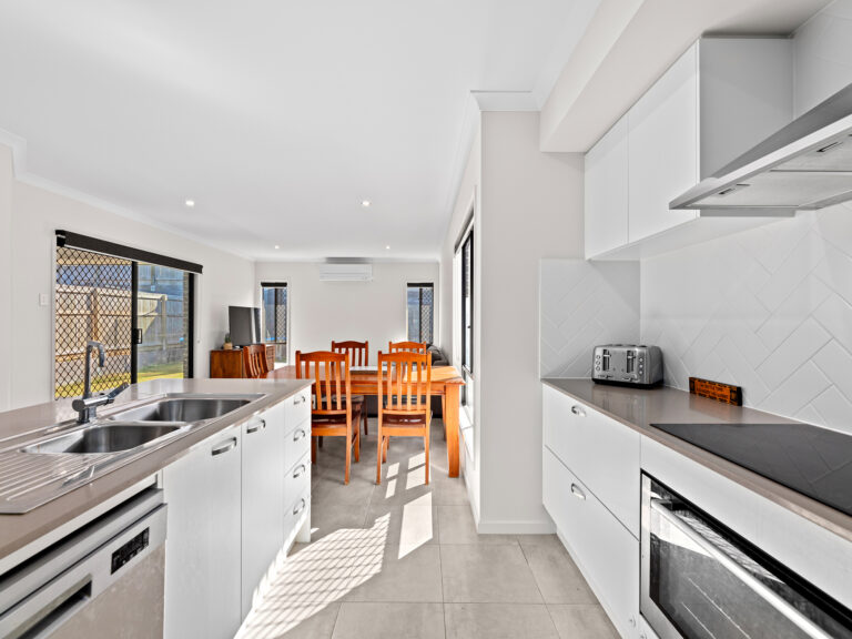 House-South Ripley-QLD-R2-3700202