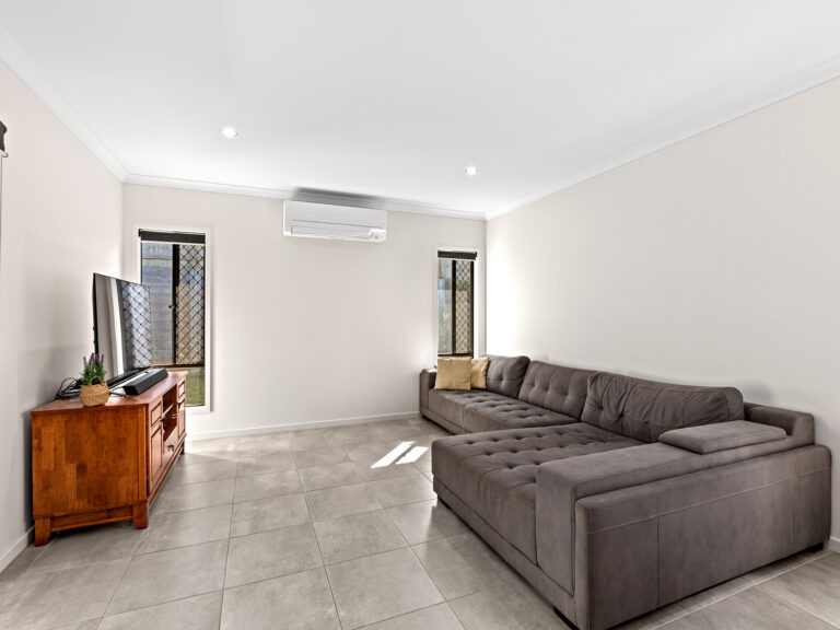 House-South Ripley-QLD-R2-3700202