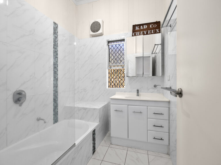 House-Silkstone-QLD-R2-3700695
