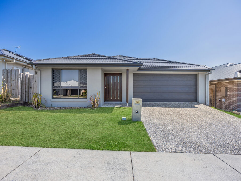 House-Redbank Plains-QLD-R2-3703923