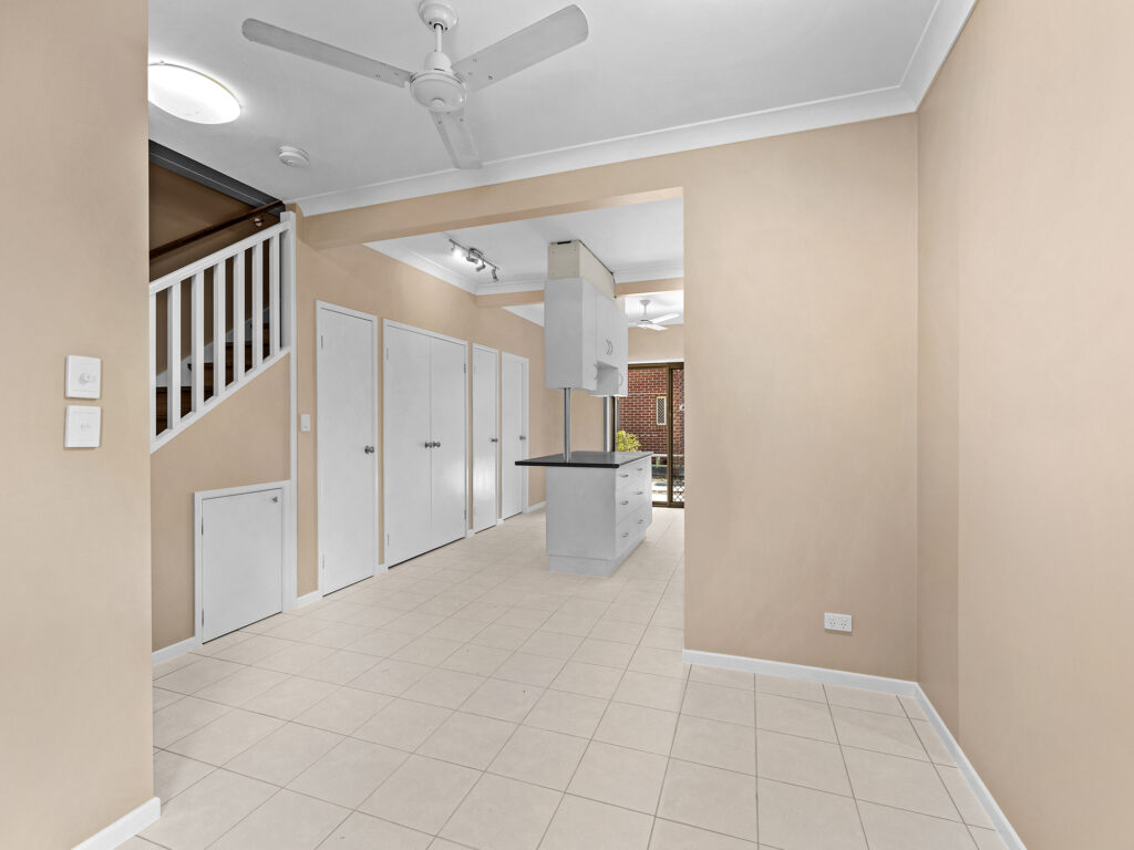 Townhouse-Churchill-QLD-R2-3705189