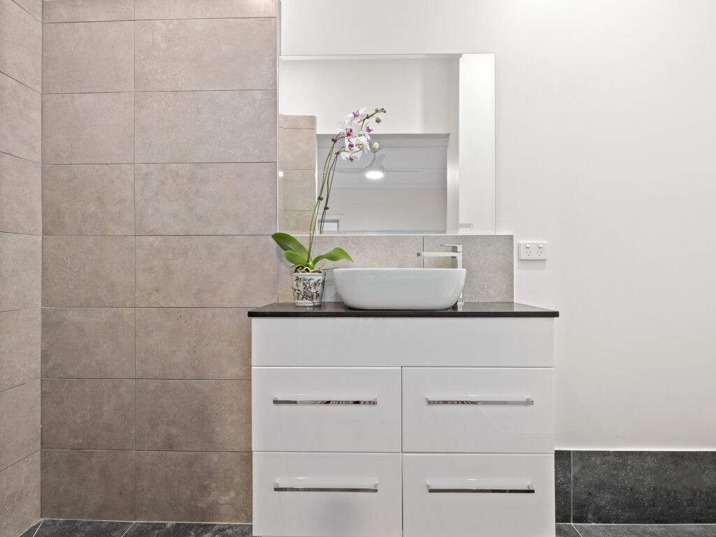 House-Silkstone-QLD-R2-3709202