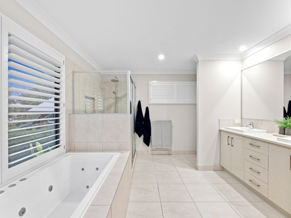 3 Black Teak Court, Brookwater, QLD 4300