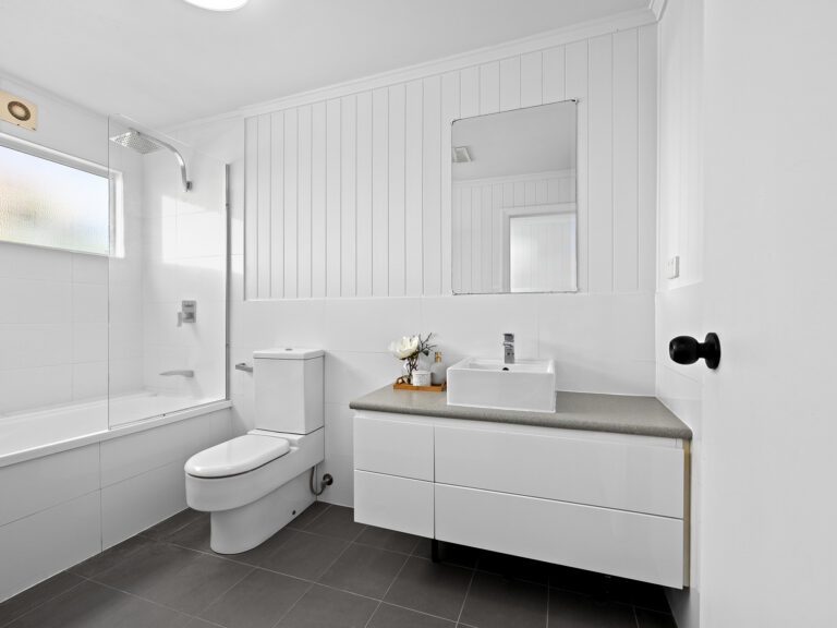 House-Eastern Heights-QLD-R2-3719890