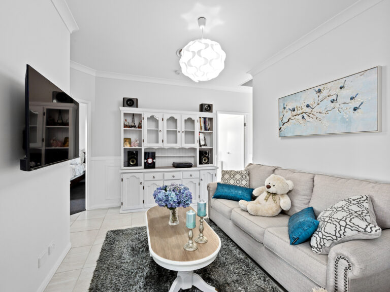19 Louisa Place, Karalee, QLD 4306