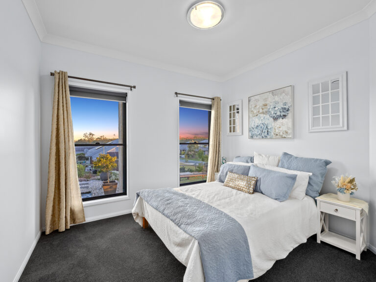 19 Louisa Place, Karalee, QLD 4306