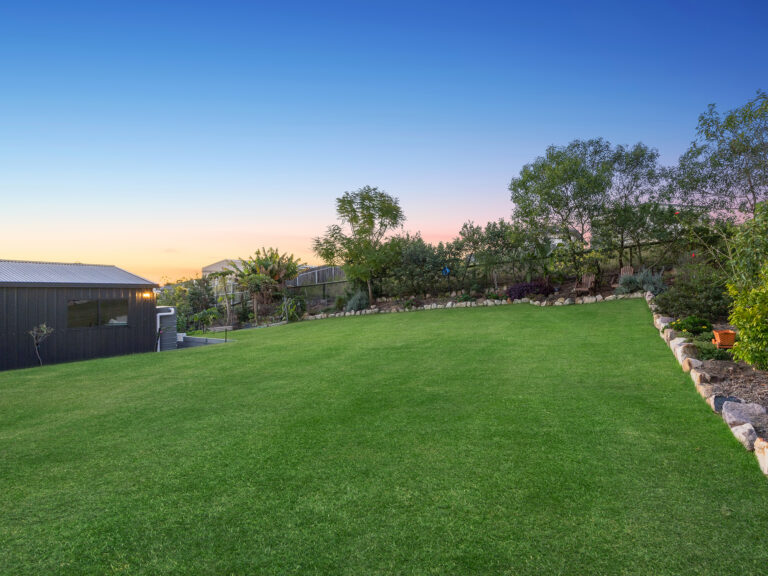 19 Louisa Place, Karalee, QLD 4306