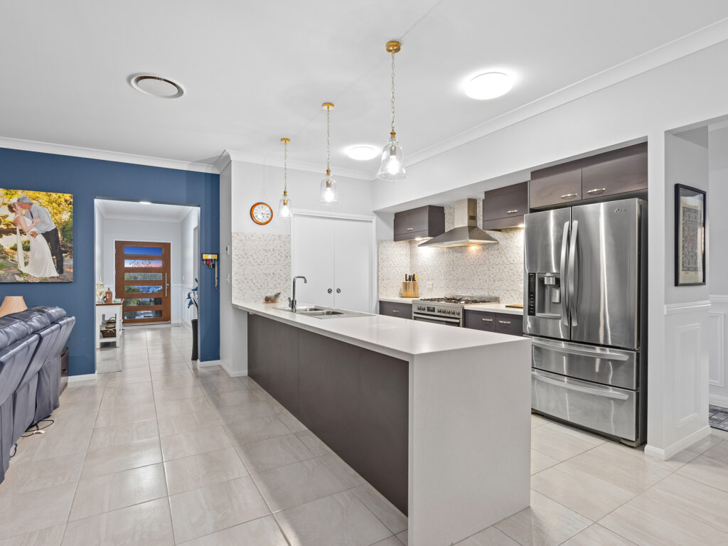 19 Louisa Place, Karalee, QLD 4306