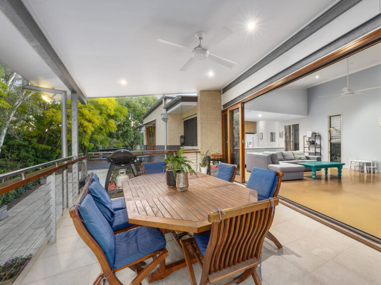 6 Parnell Street, Woodend, QLD 4305