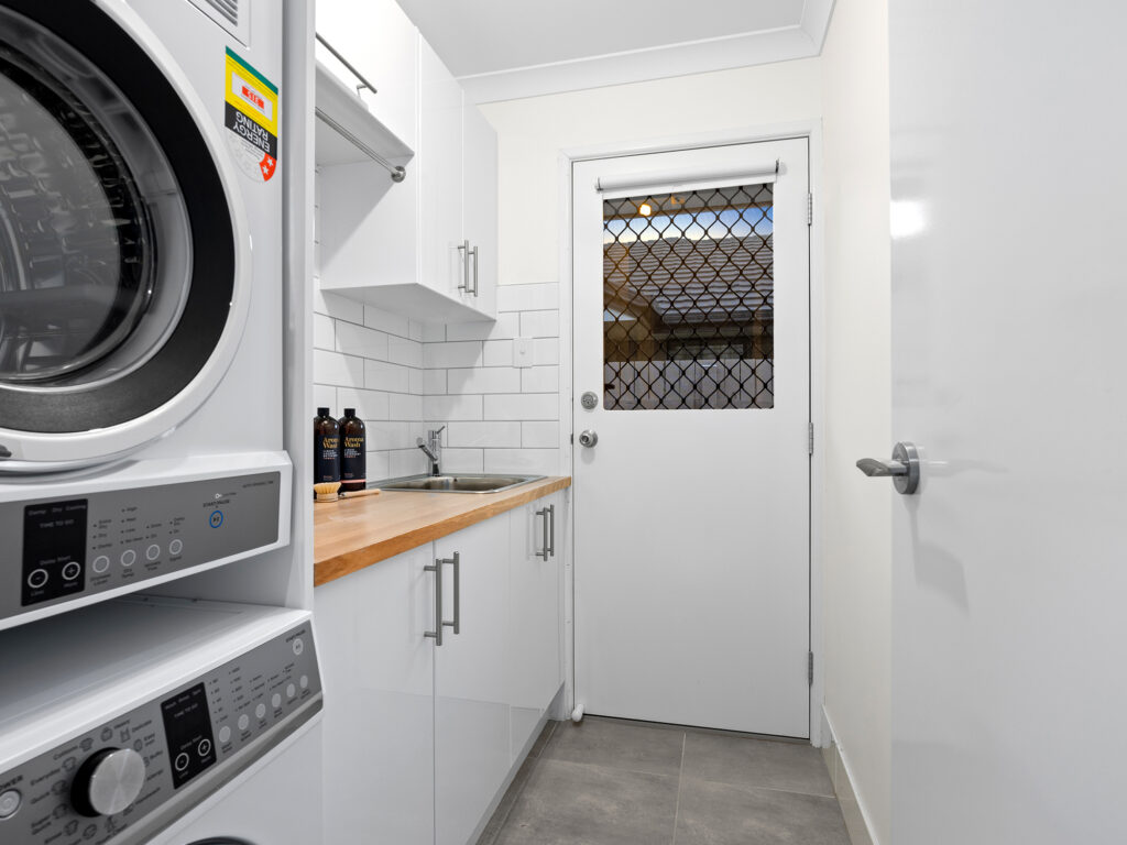 28 Waterfern Way, Ripley, QLD 4306