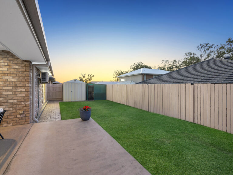 28 Waterfern Way, Ripley, QLD 4306