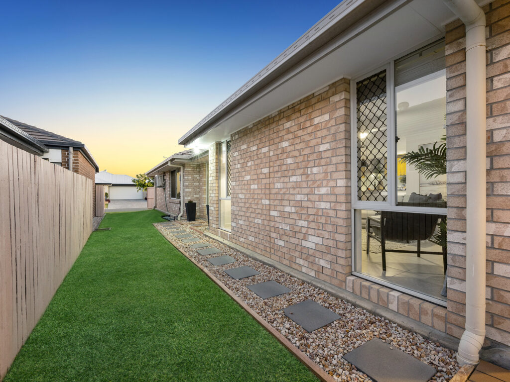 28 Waterfern Way, Ripley, QLD 4306