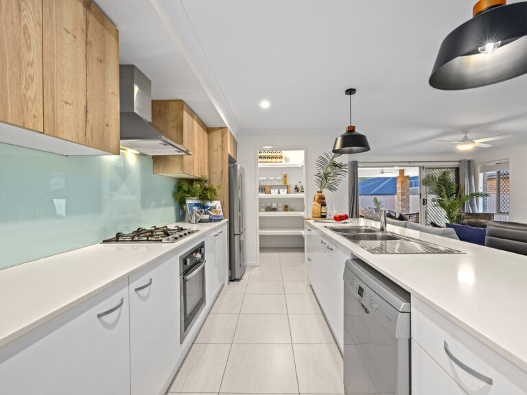 28 Waterfern Way, Ripley, QLD 4306