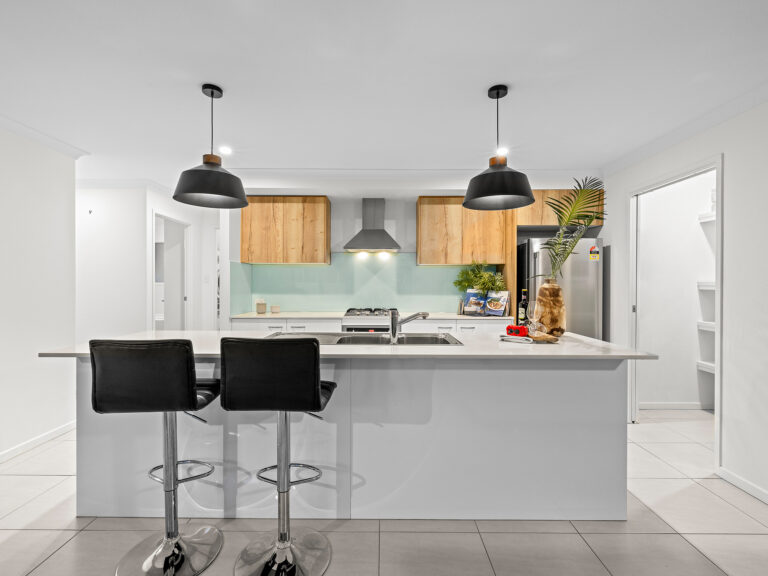 28 Waterfern Way, Ripley, QLD 4306