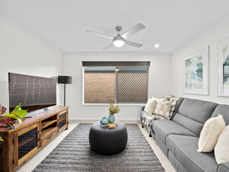 28 Waterfern Way, Ripley, QLD 4306