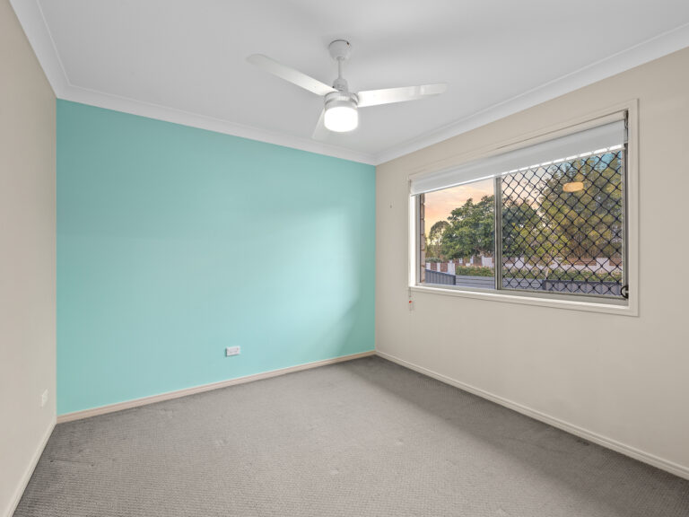 1 Baystone Place, Raceview, QLD 4305