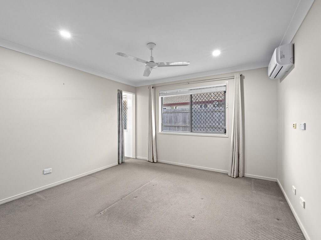 1 Baystone Place, Raceview, QLD 4305