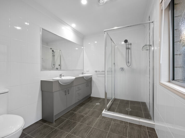 1 Baystone Place, Raceview, QLD 4305